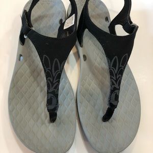 Columbia Women's Sunbreeze Vent T Strap Sandal